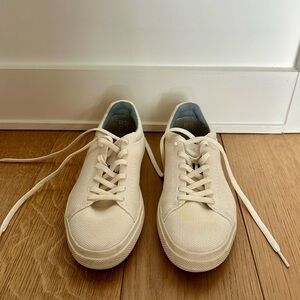 Rothy’s Bright White Lace Up Sneaker